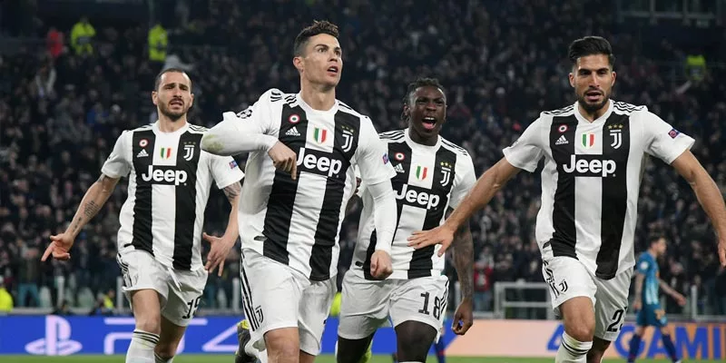 Ảnh ngầu của CR7 tại Juve